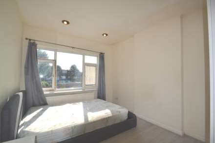 Drew Gardens, Greenford, Image 2