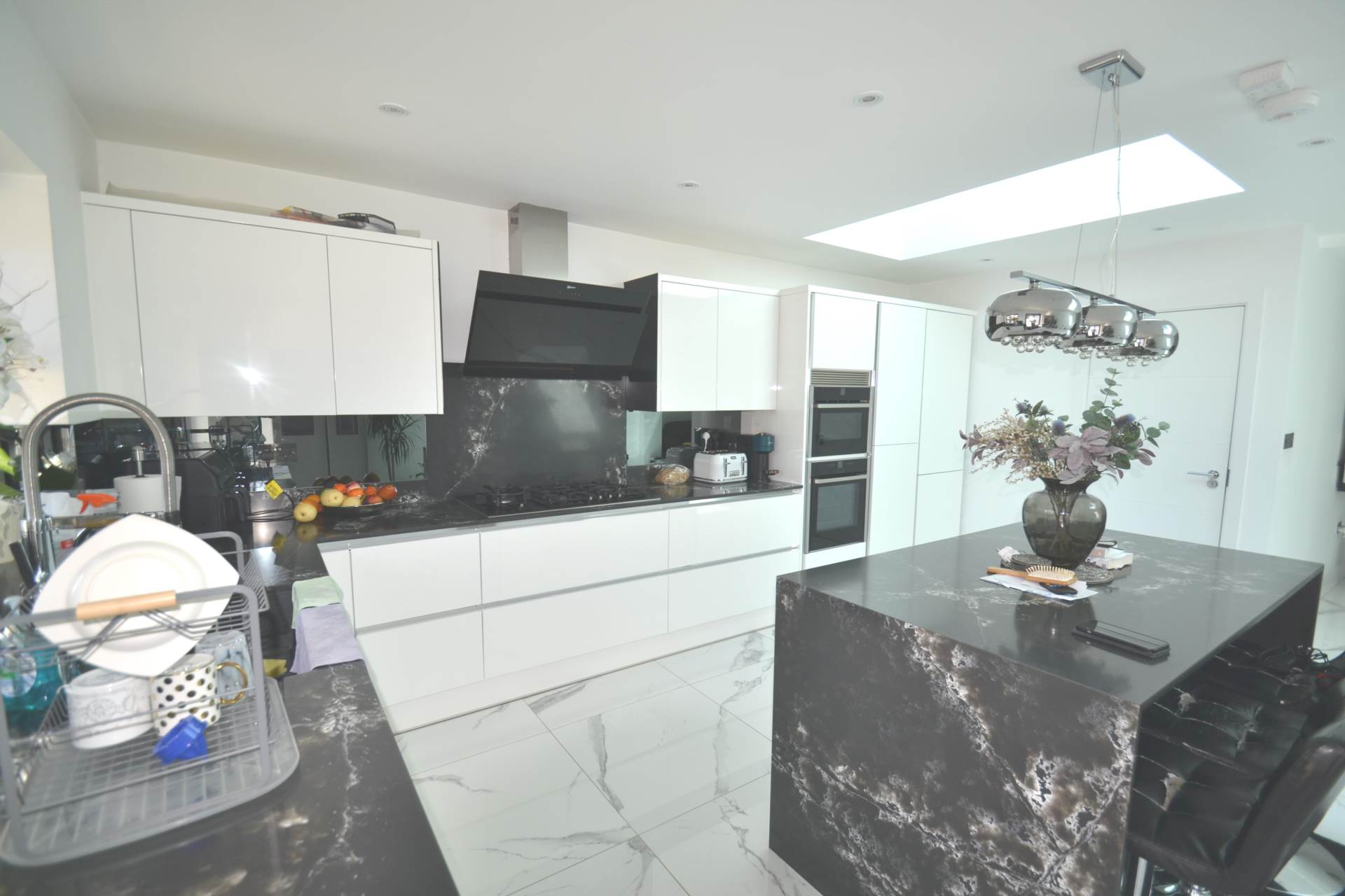 Kingshill Drive, Harrow, Image 5
