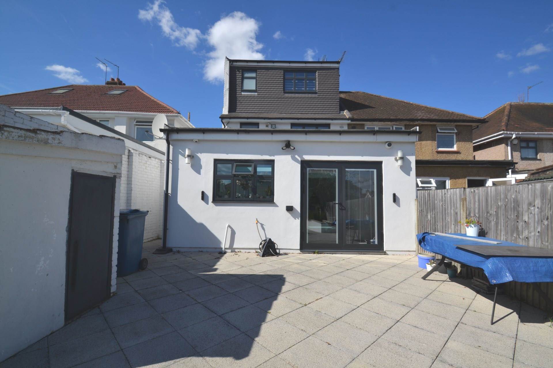 Kingshill Drive, Harrow, Image 7