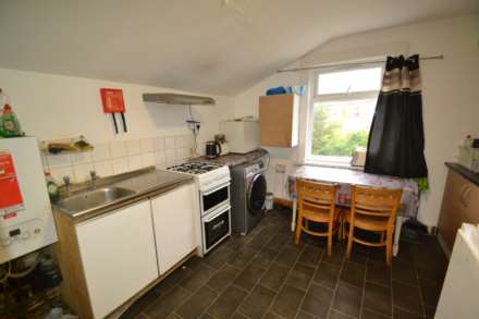 Uxbridge Road, Hanwell, Image 1