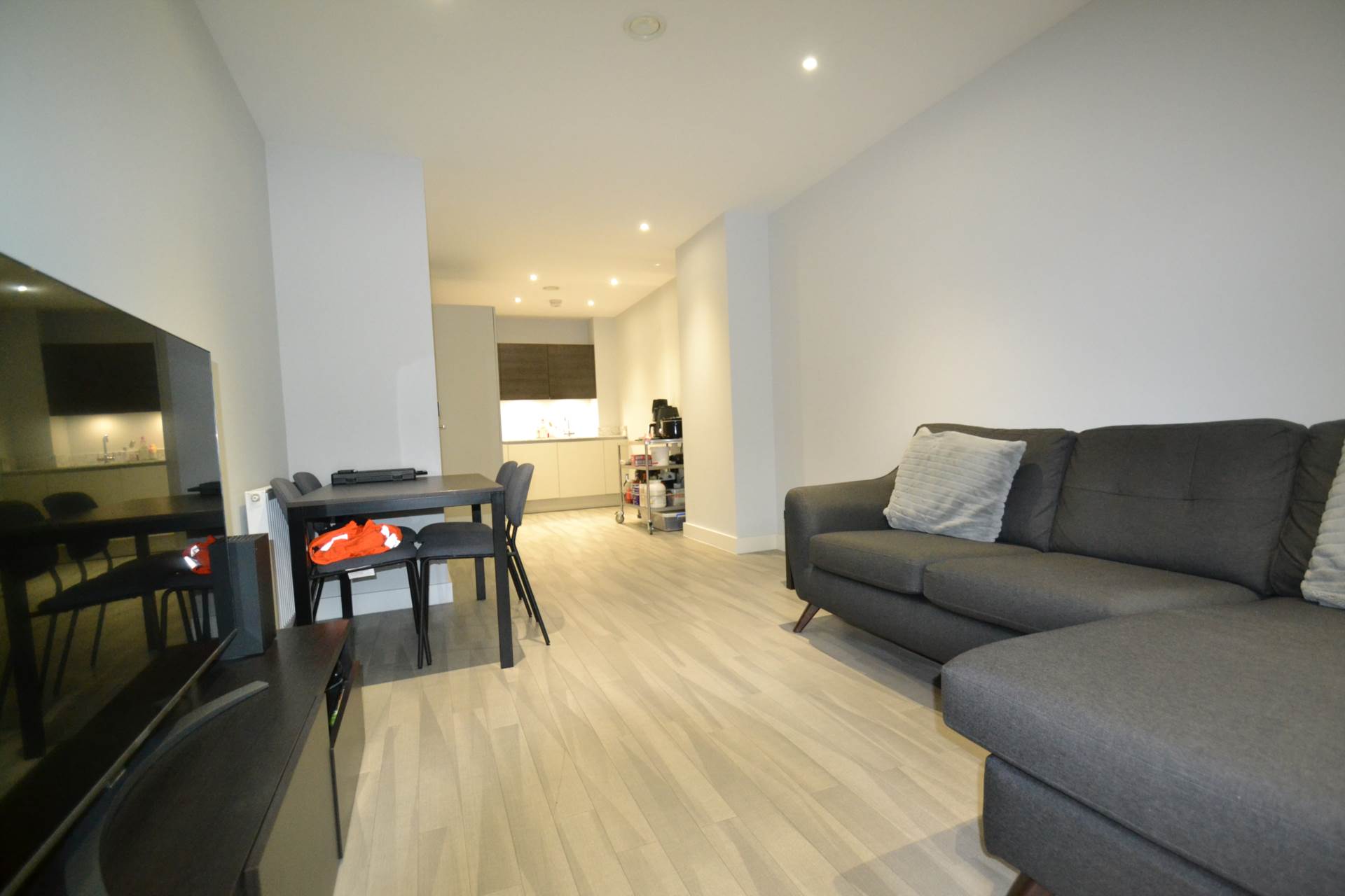 Rubix House,    High Street, Southall, Image 2