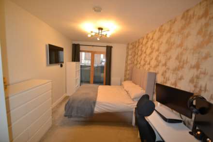 Rubix House,    High Street, Southall, Image 7