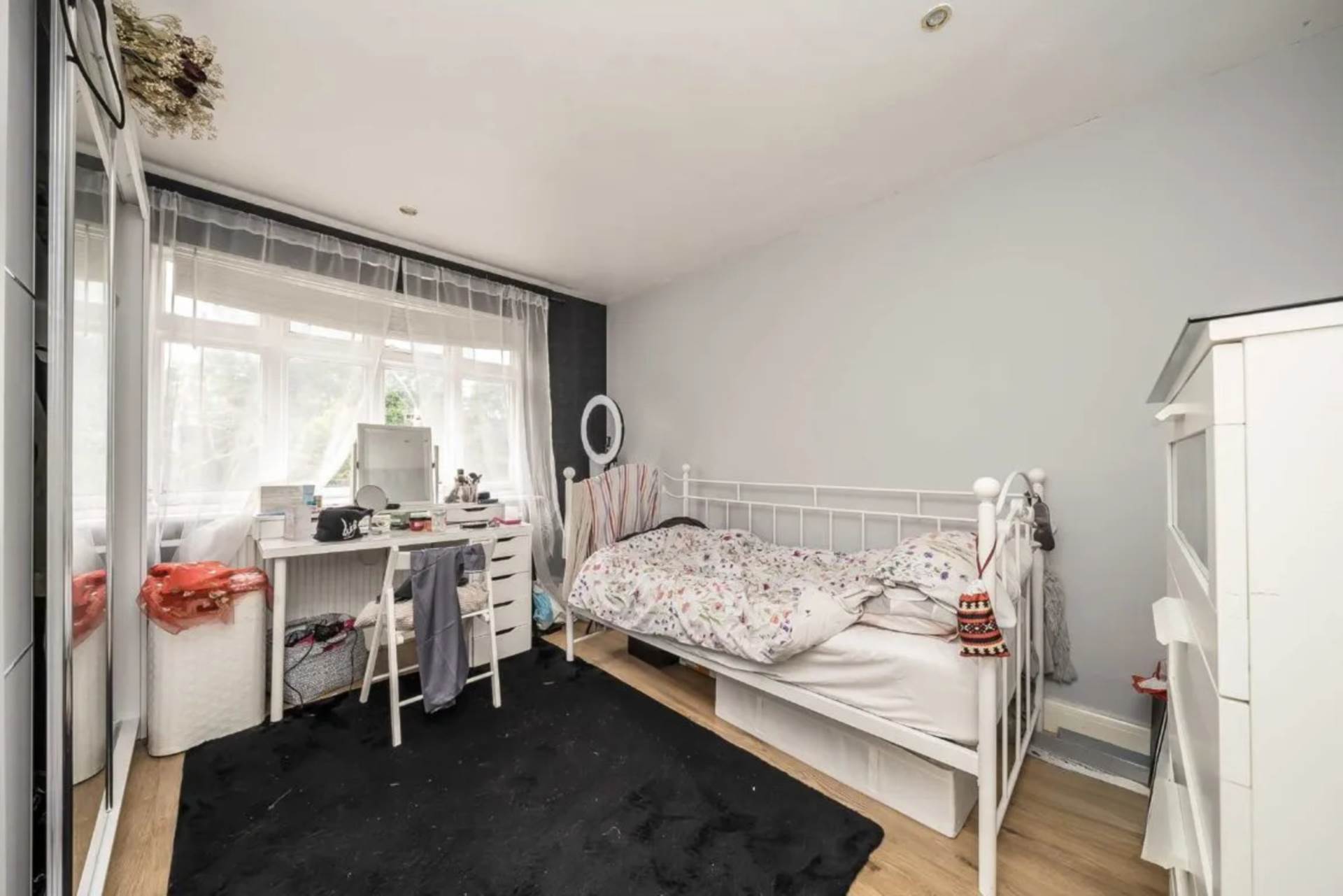 Park Road, Feltham, Image 7