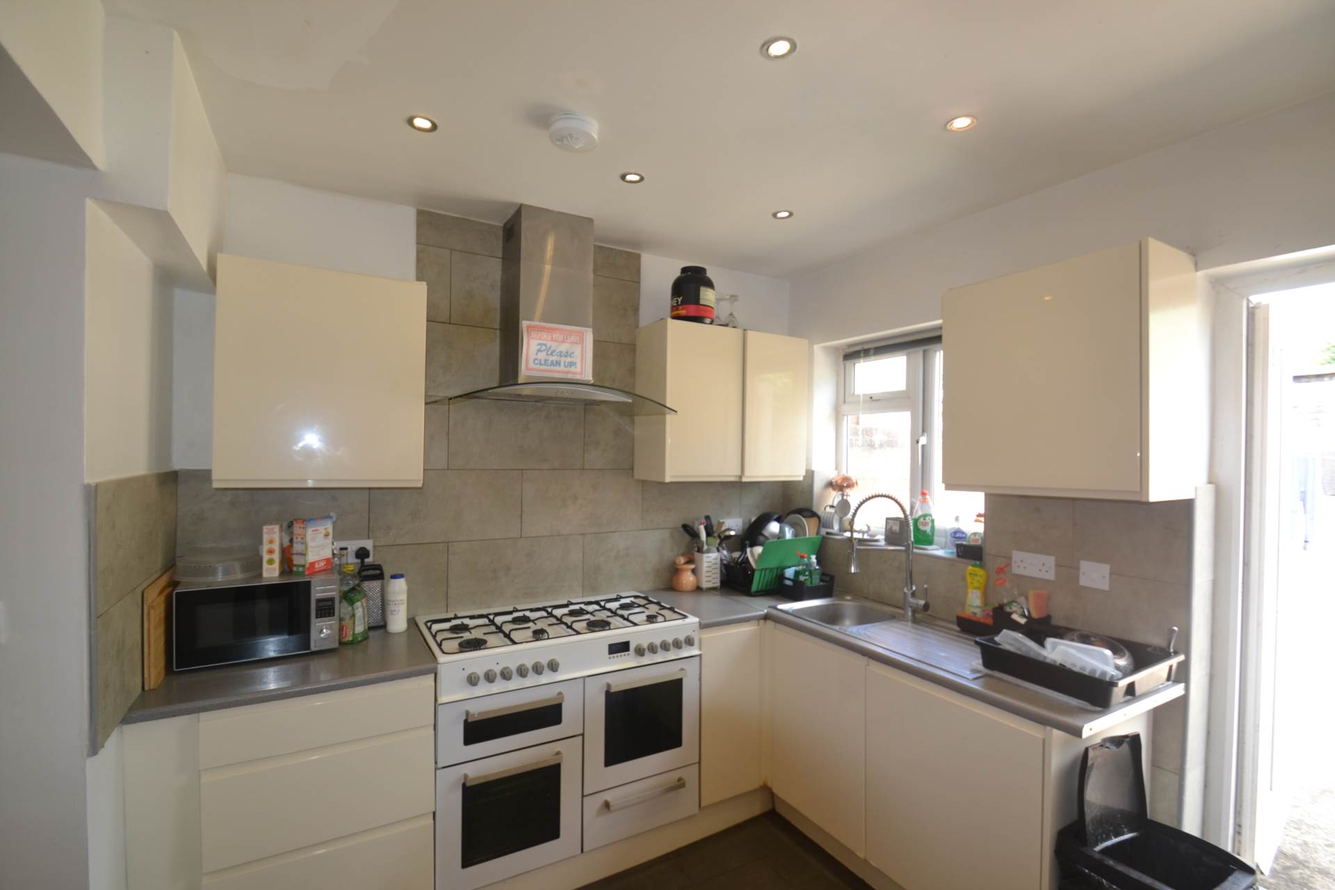 Drayton Gardens, West Ealing, Image 3