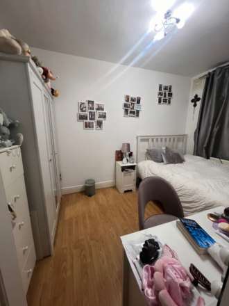 Argyle Road, London, Image 22