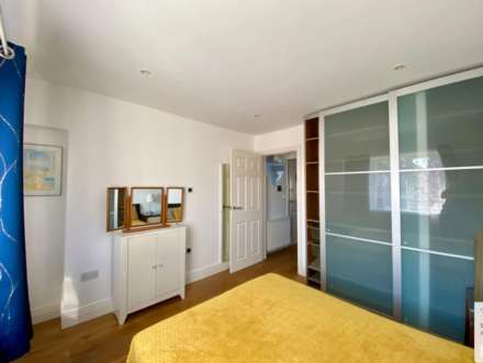 Greenford, Image 7