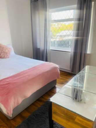 1 Bedroom House Share, Hayes