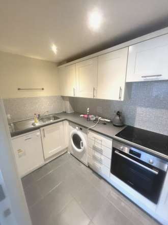 Rosemoor House, West Ealing, Image 11