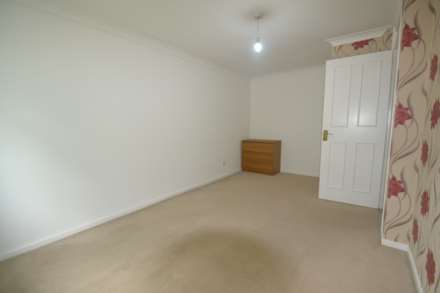 Union Way, Northolt, Image 5