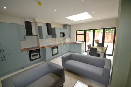 Framfield Road, Room 3, Image 1