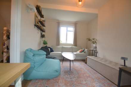 Allendale Avenue, Southall, Image 2