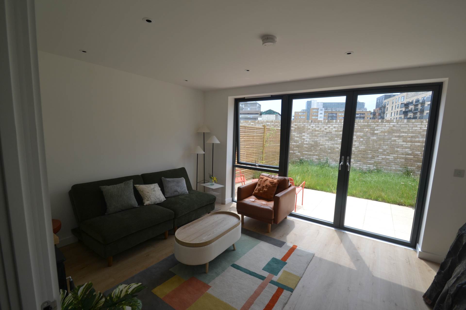 Felix Road, London, Image 4