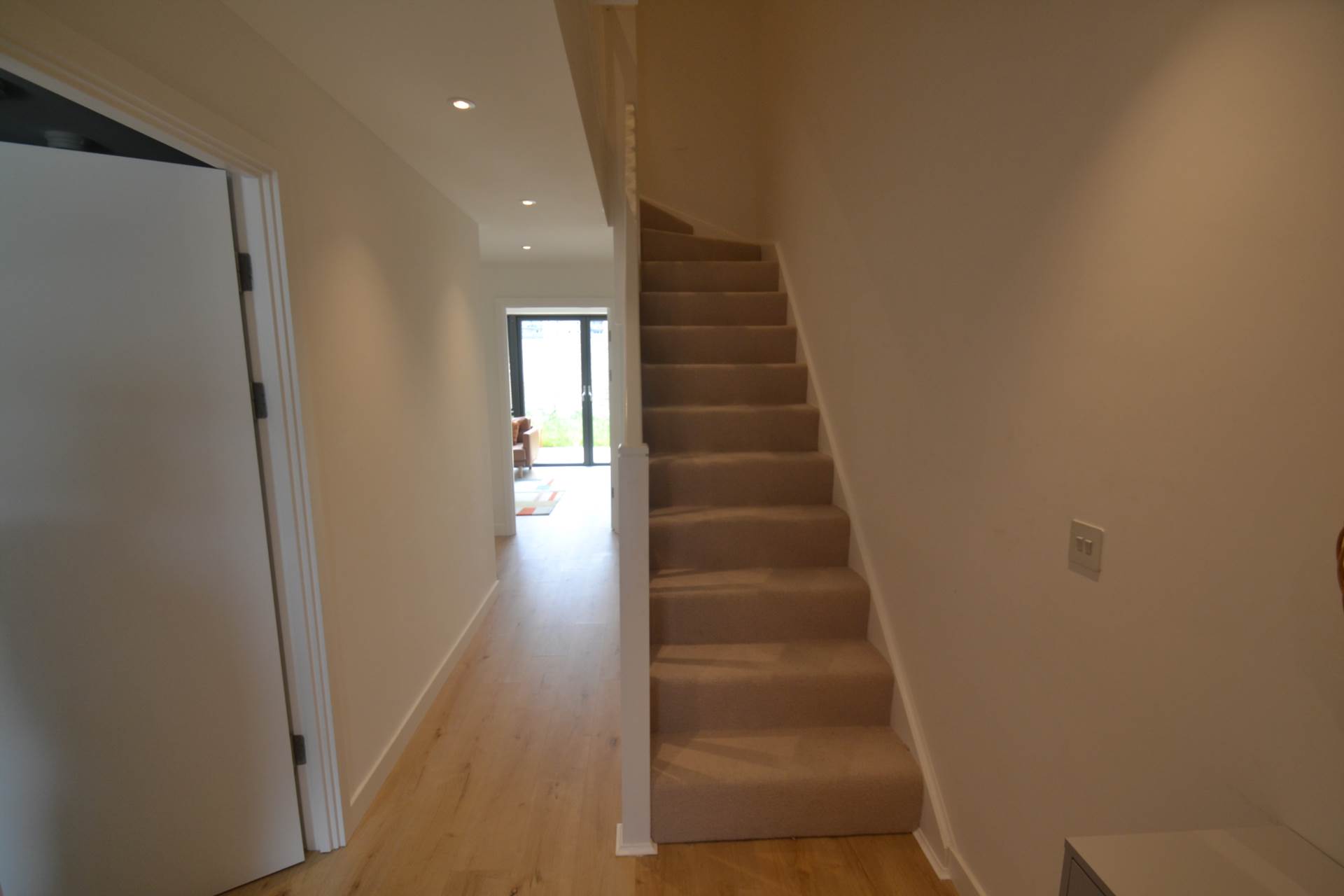 Felix Road, London, Image 8
