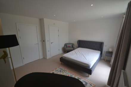 Felix Road, London, Image 5