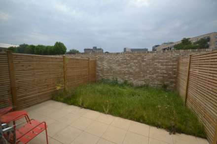 Felix Road, London, Image 9