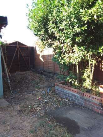 Empire Road, Perivale, Image 8