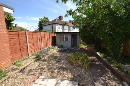 Empire Road, Perivale, Image 9