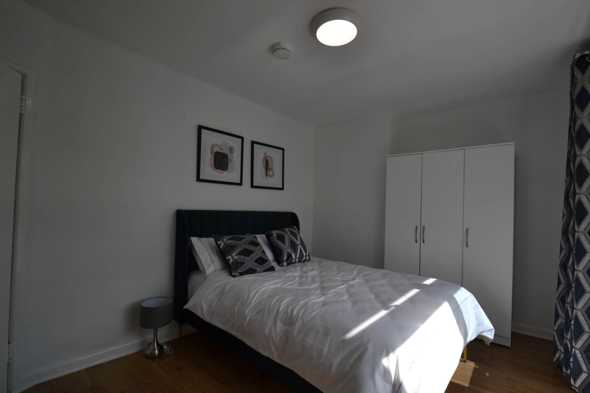 Olive Road, London, Image 21