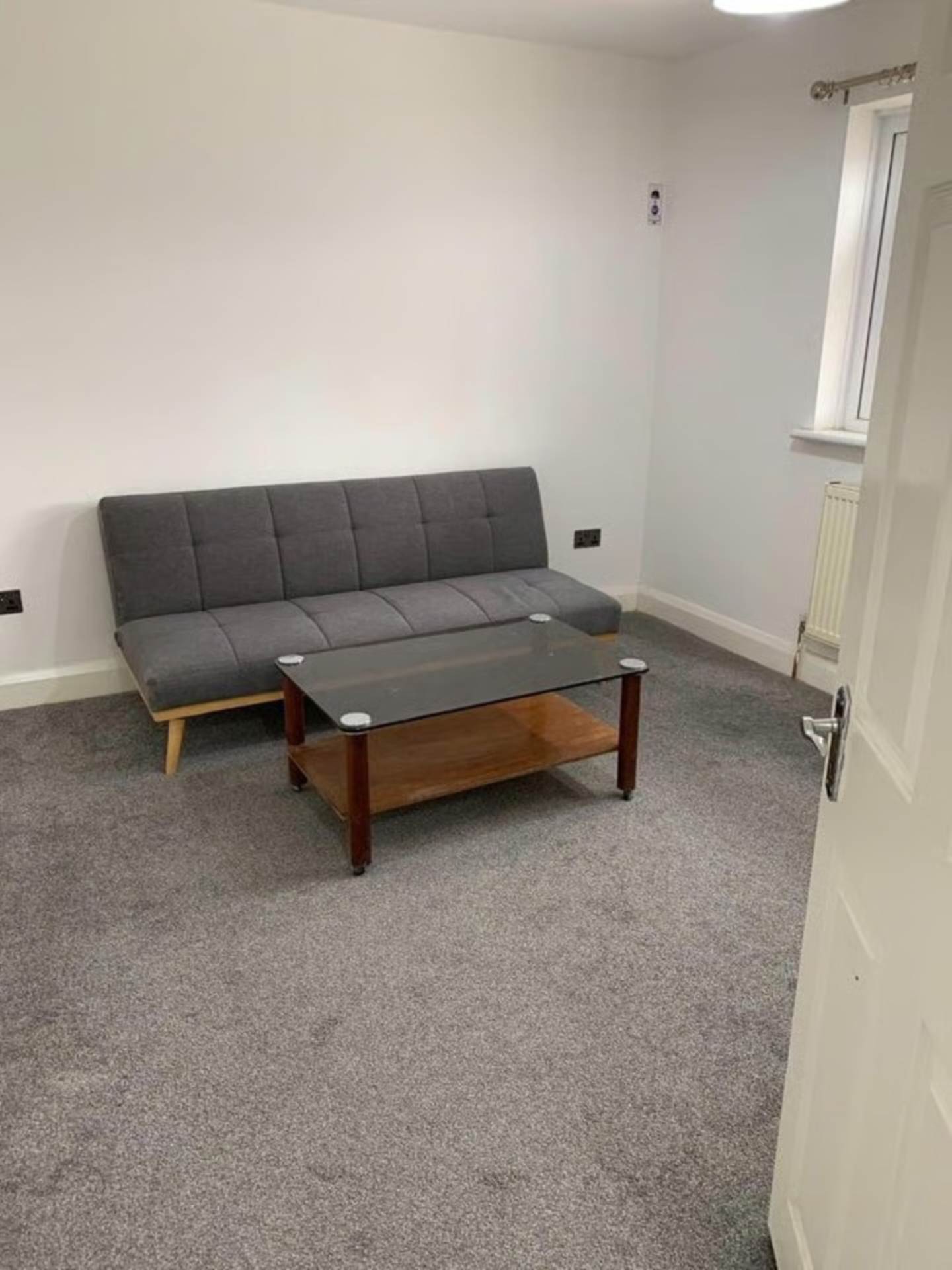 Spring Grove Crescent, Hounslow, Image 9