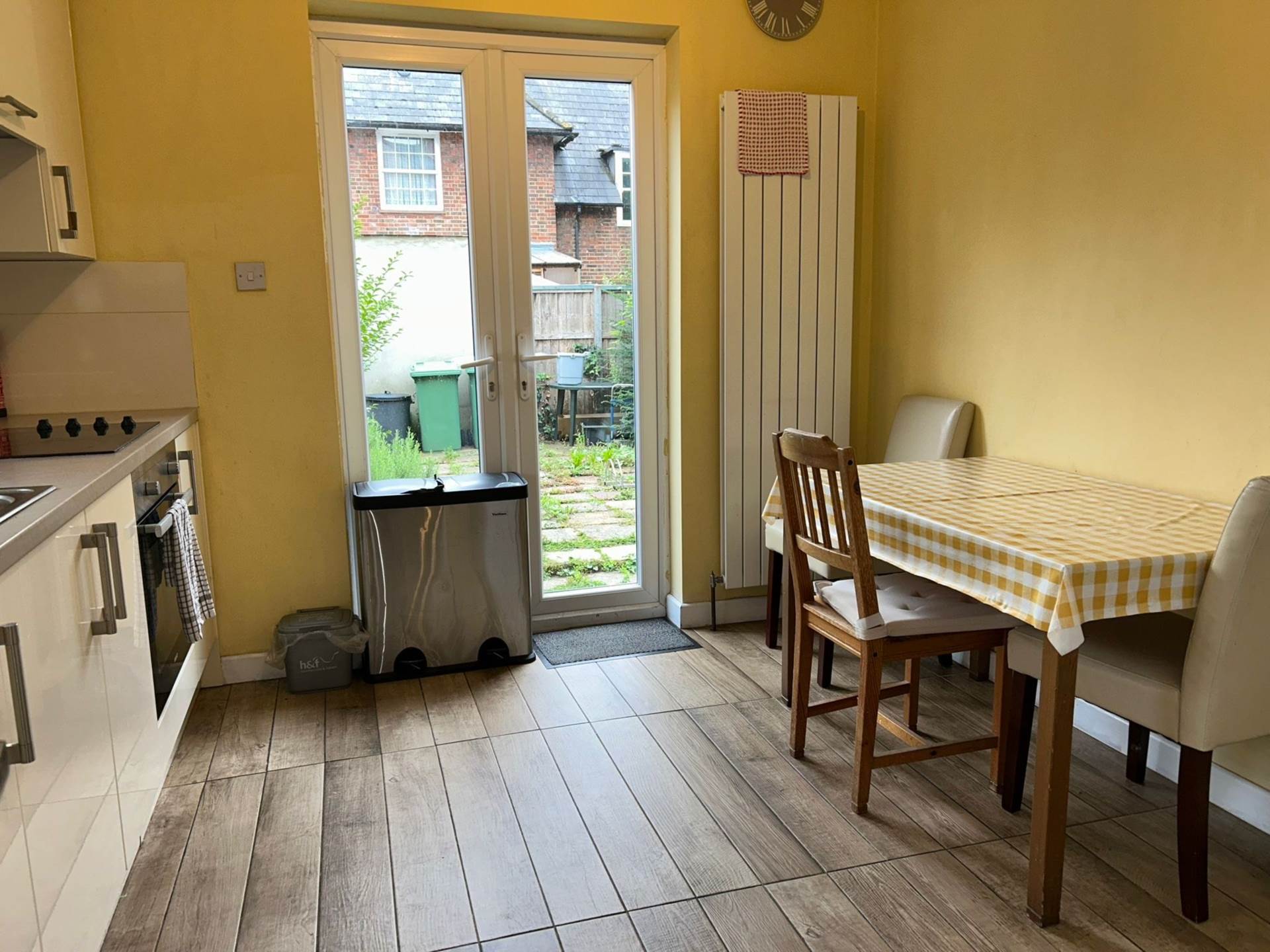 Mellitus Street, London, Image 5