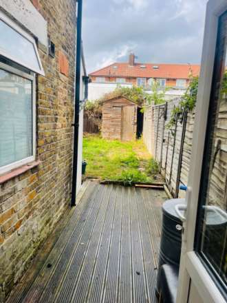 Framfield Road, London, Image 7