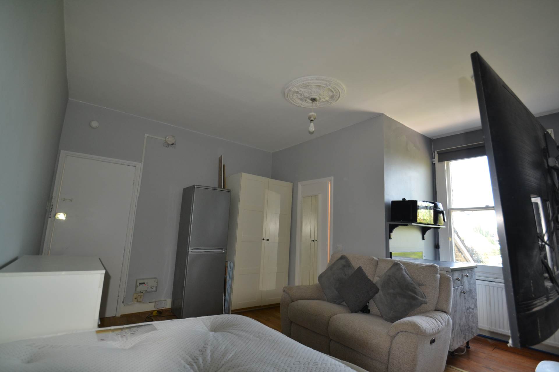 Sutton Court, Chiswick, Image 13