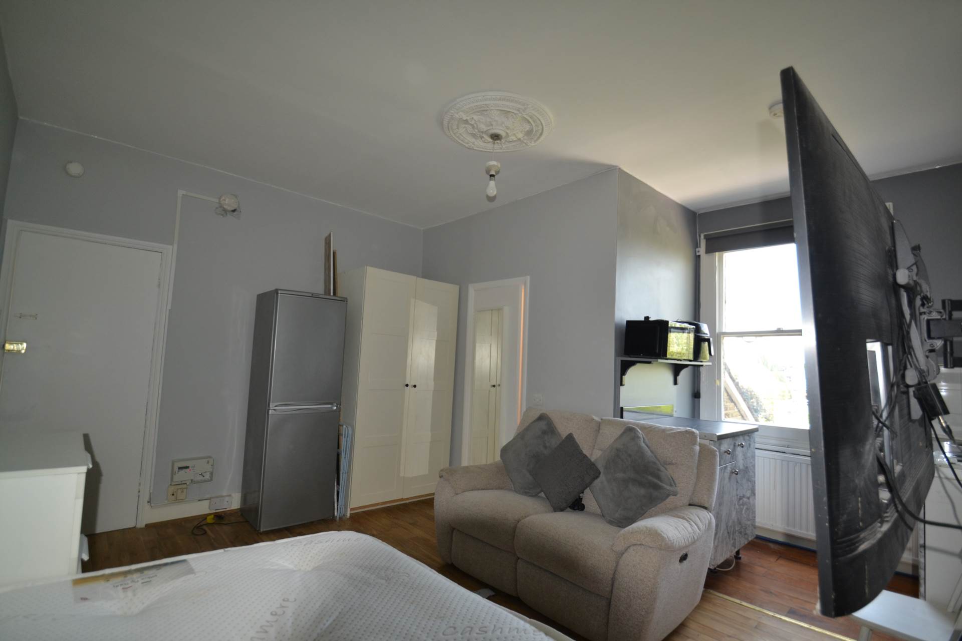 Sutton Court, Chiswick, Image 14