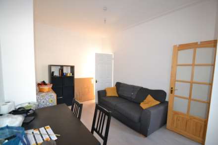 Edgestone Gardens, Harrow, Image 3