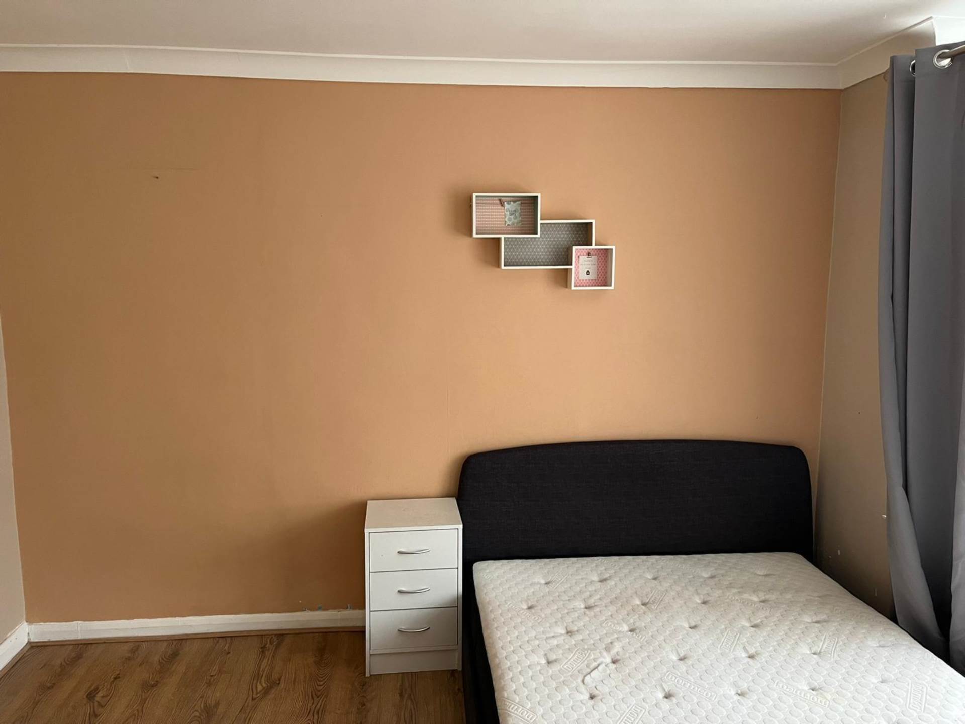 Drew Gardens, Greenford, Image 2