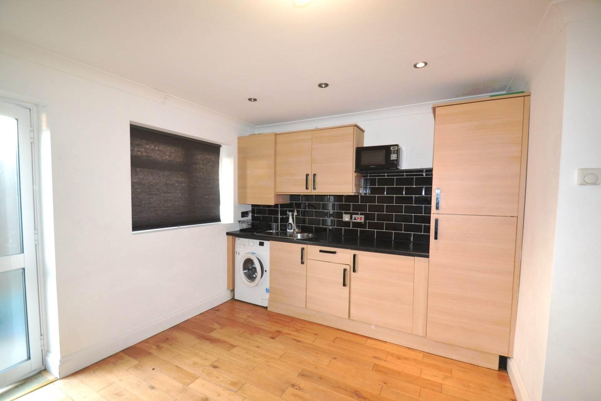 Thame Avenue, Greenford, Image 2