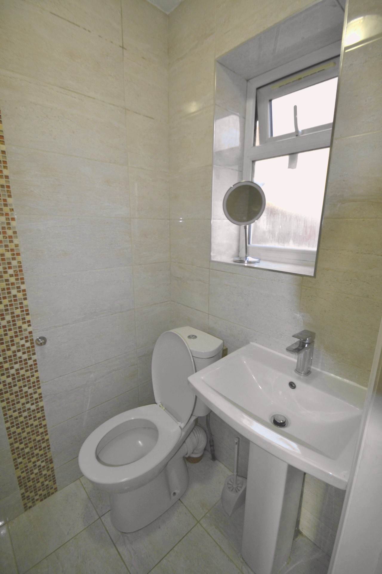 Thame Avenue, Greenford, Image 4