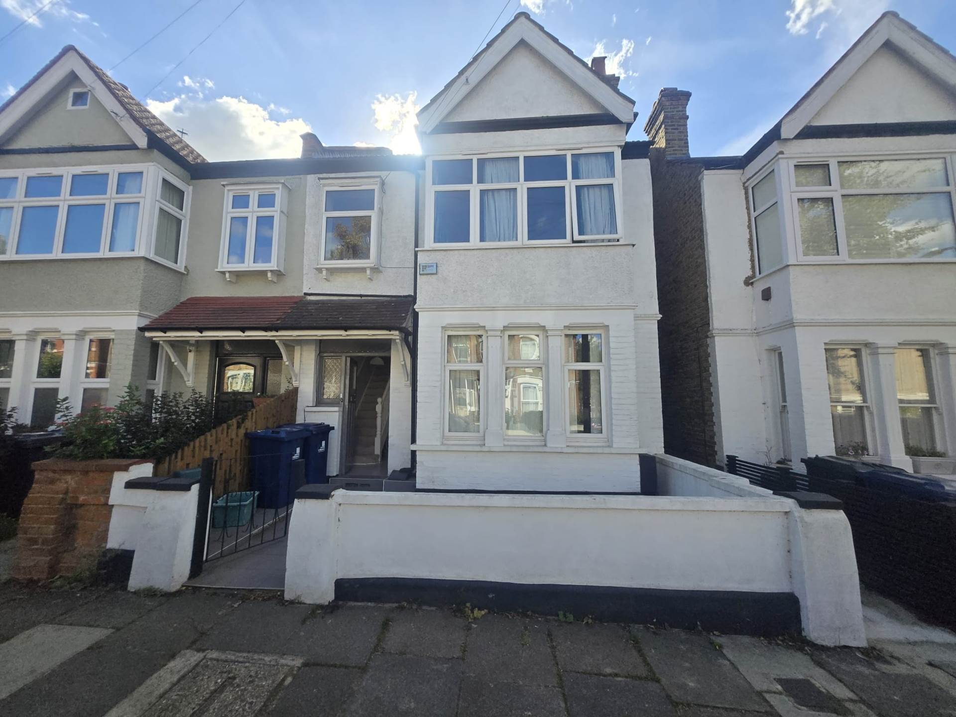 Cowper Road, London, Image 1