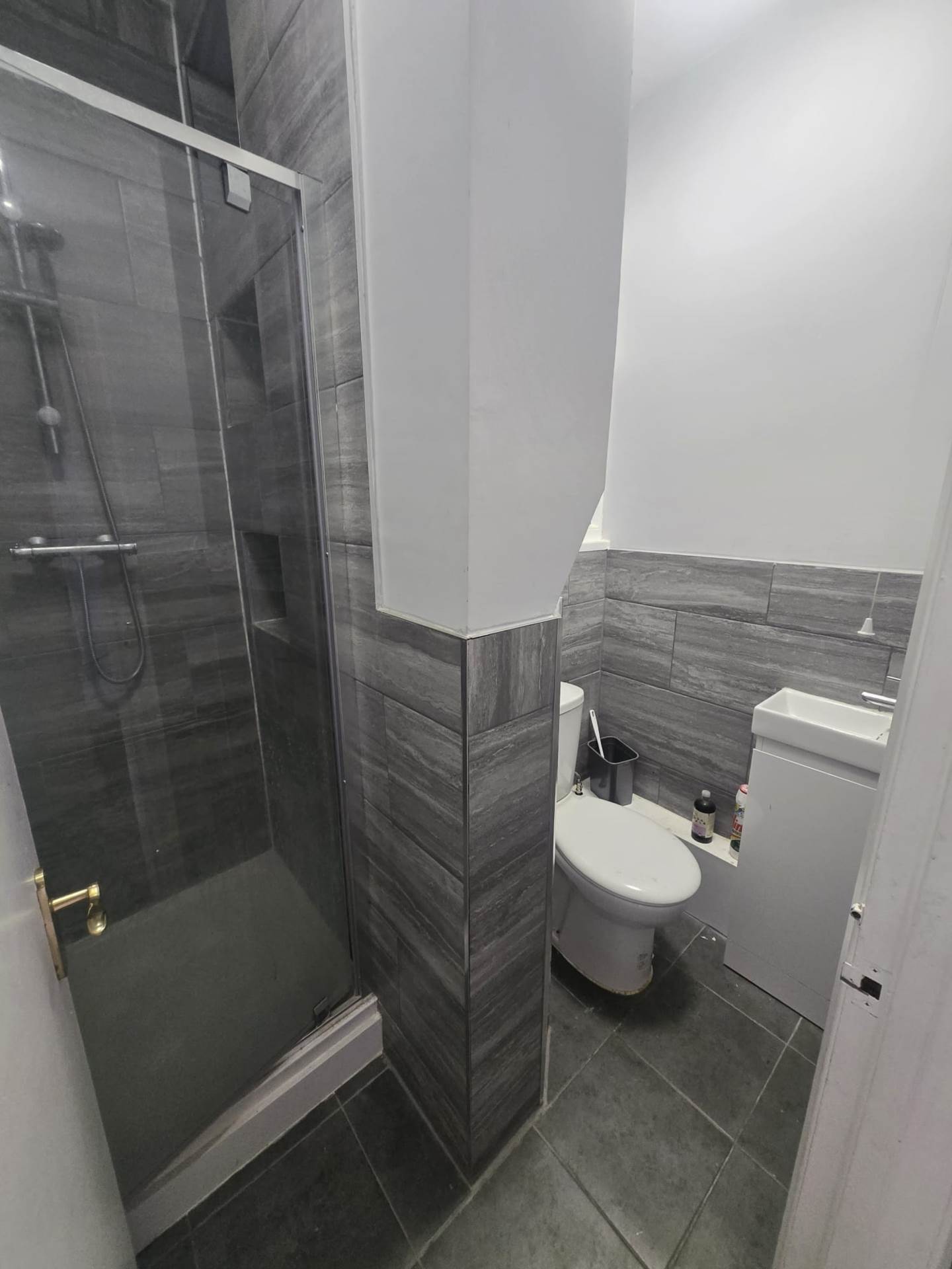 Cowper Road, London, Image 3