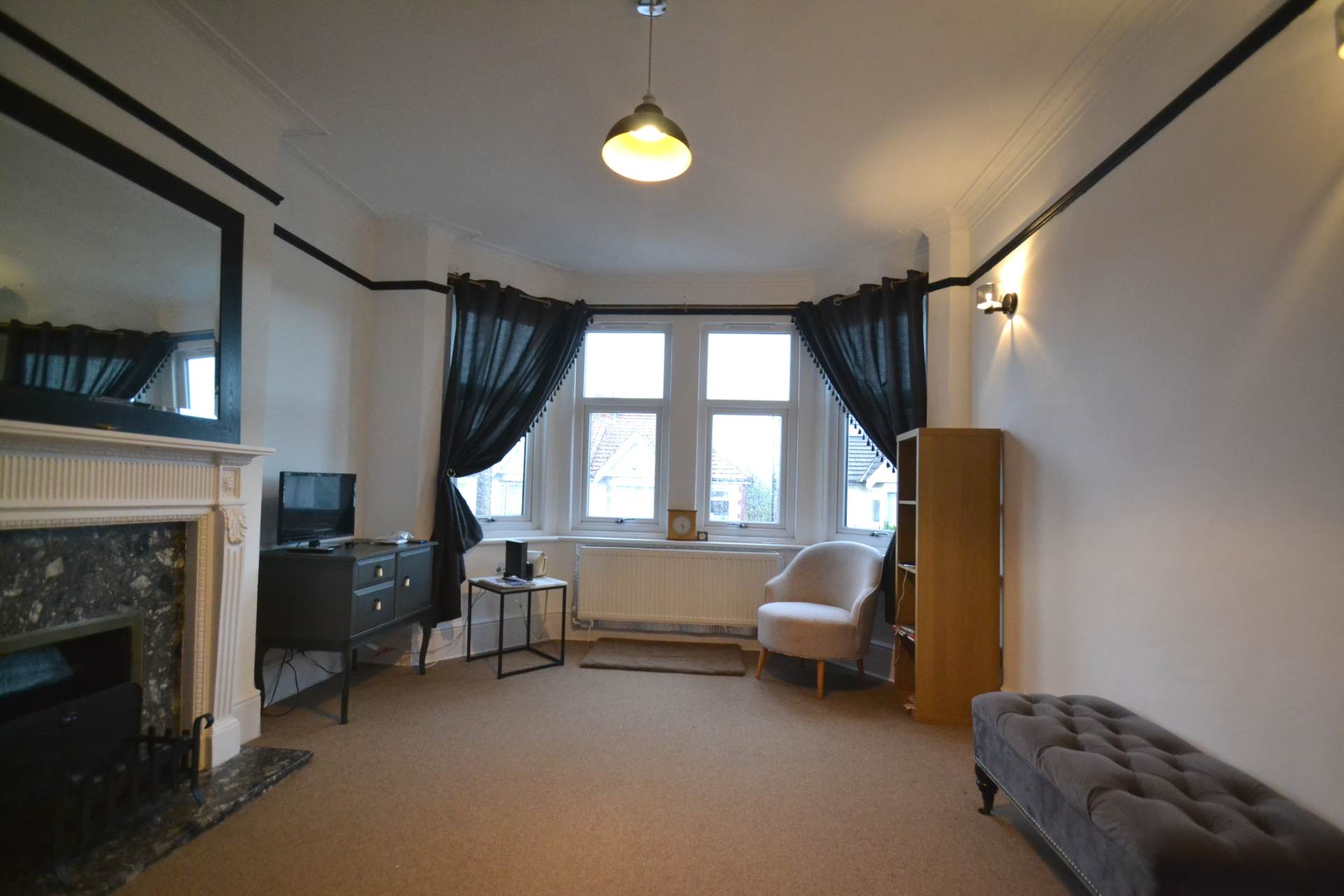 Drayton Bridge Road, London, Image 4