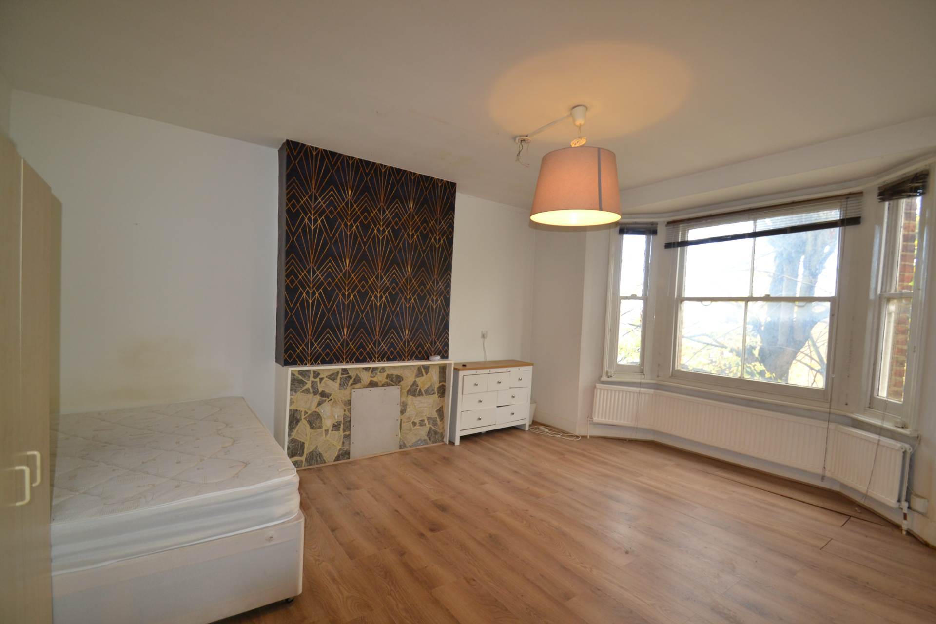 Sutton Court Road, Chiswick, Image 3