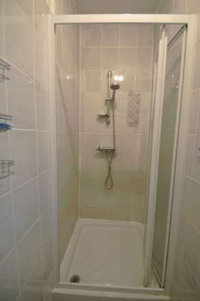 Sutton Court Road, Chiswick, Image 6