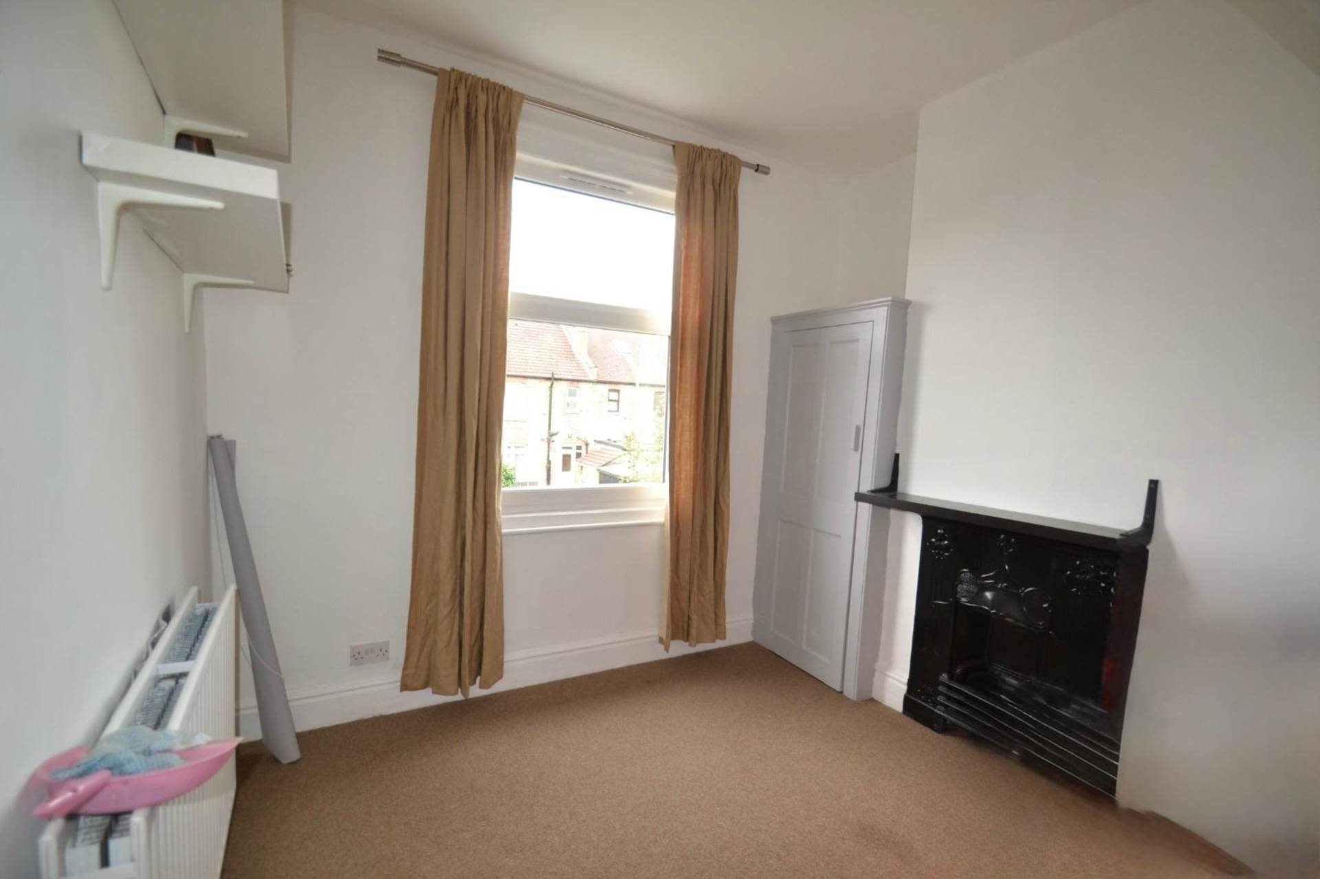 Drayton Bridge Road, London, Image 7