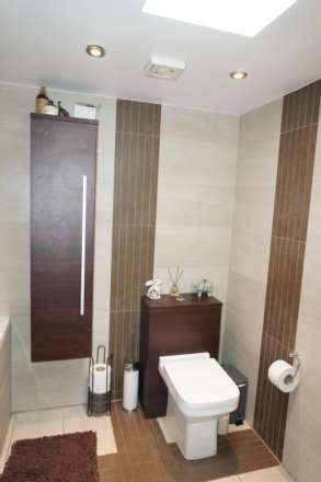 The Ridings, London, Image 4