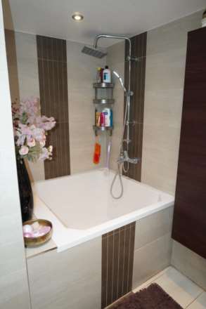 The Ridings, London, Image 5