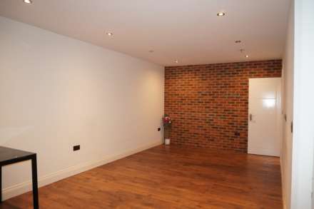 Property For Rent The Ridings, London