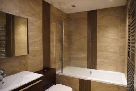 The Ridings, London, Image 6