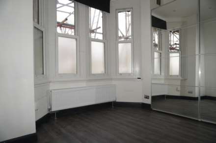 North Avenue, London, Image 5