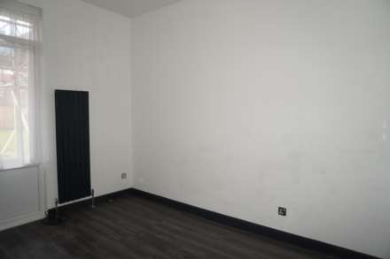 North Avenue, London, Image 6