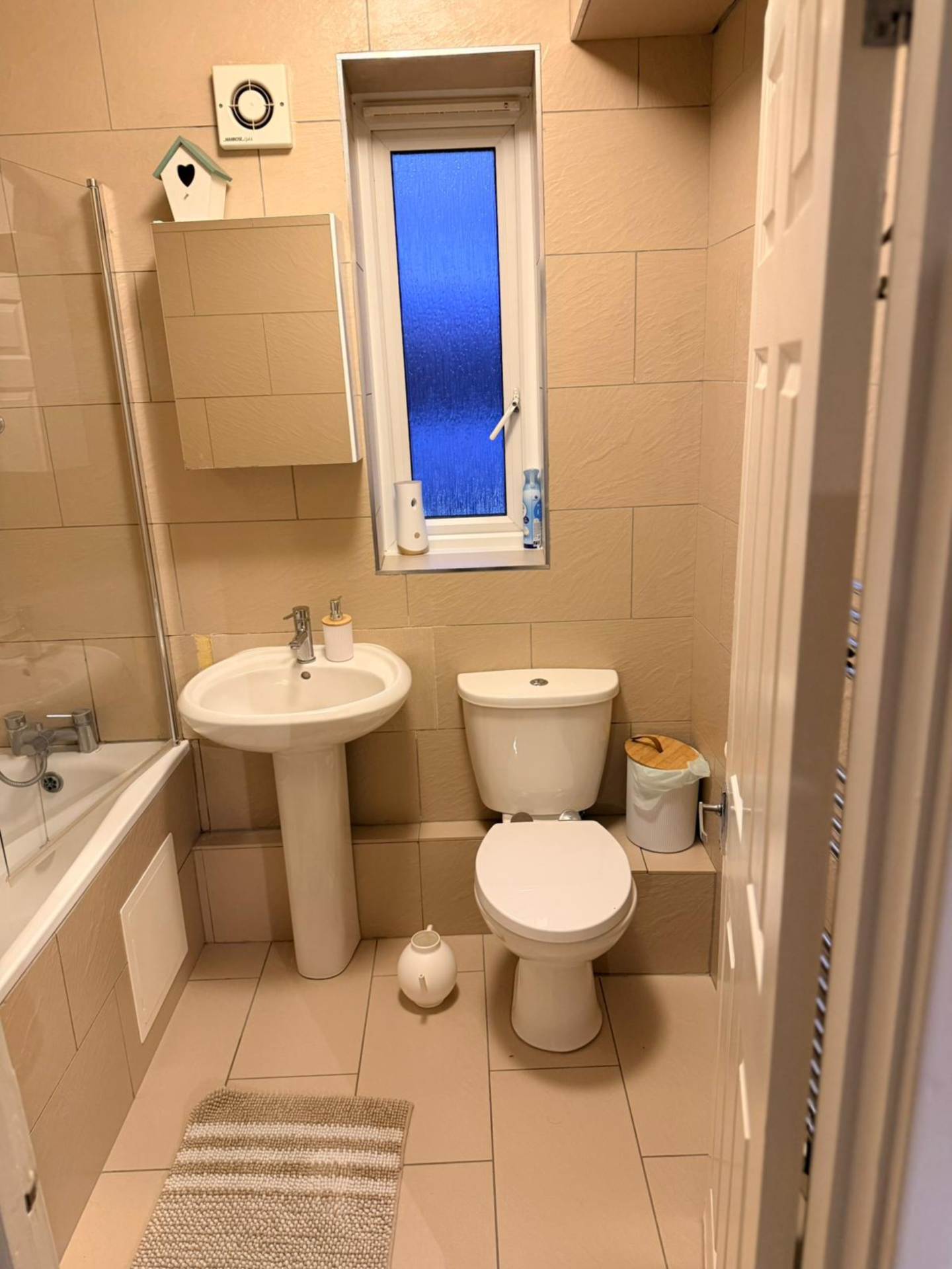 Trafalgar Road, London, Image 4