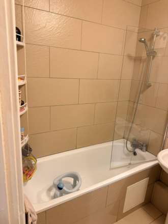 Trafalgar Road, London, Image 5