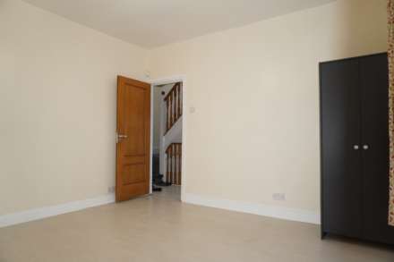 Lady Margaret Road, Uxbridge, Image 11