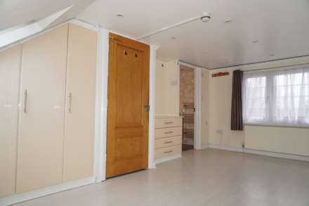 Lady Margaret Road, Uxbridge, Image 3