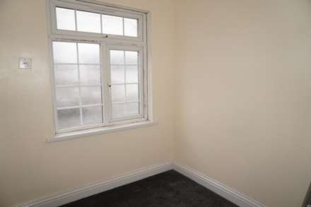 Lady Margaret Road, Uxbridge, Image 5