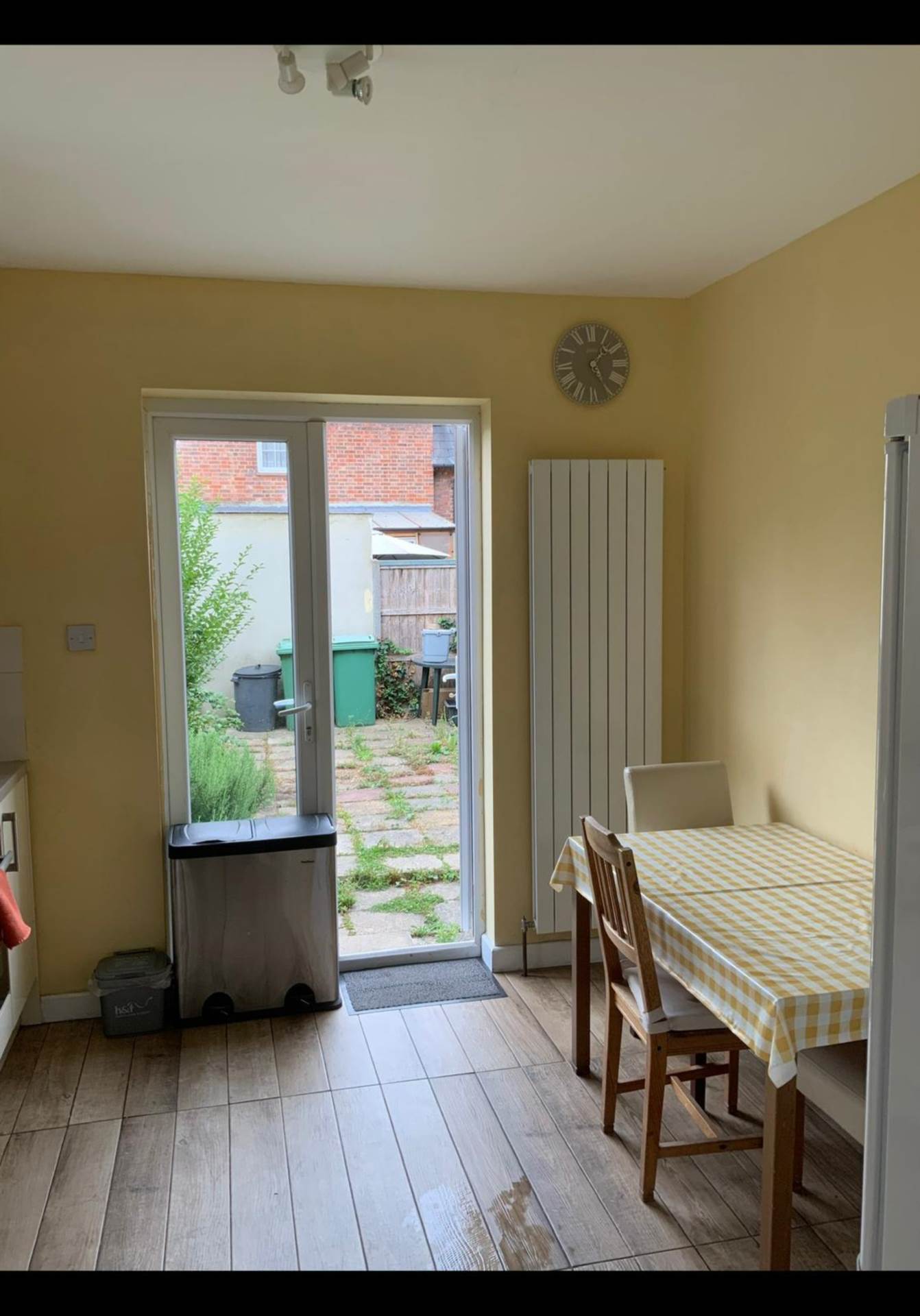 Mellitus Street, London, Image 6