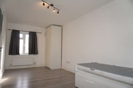 Carlyon Road, Wembley, Image 2